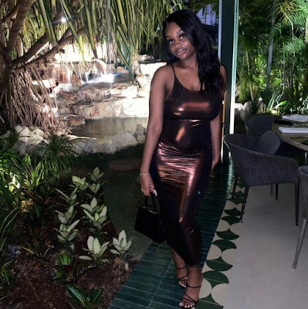 Meet your Posher, Christal